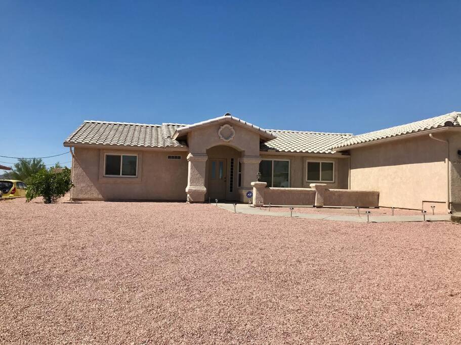 Private View On The Lake Side Of 95! Sleeps 16 Lake Havasu City Eksteriør billede