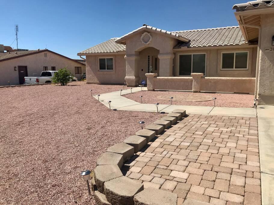 Private View On The Lake Side Of 95! Sleeps 16 Lake Havasu City Eksteriør billede