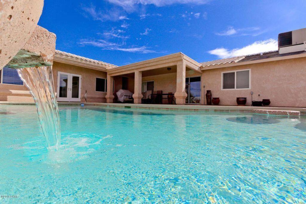 Private View On The Lake Side Of 95! Sleeps 16 Lake Havasu City Eksteriør billede