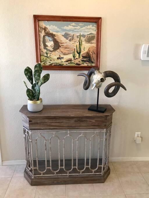 Private View On The Lake Side Of 95! Sleeps 16 Lake Havasu City Eksteriør billede
